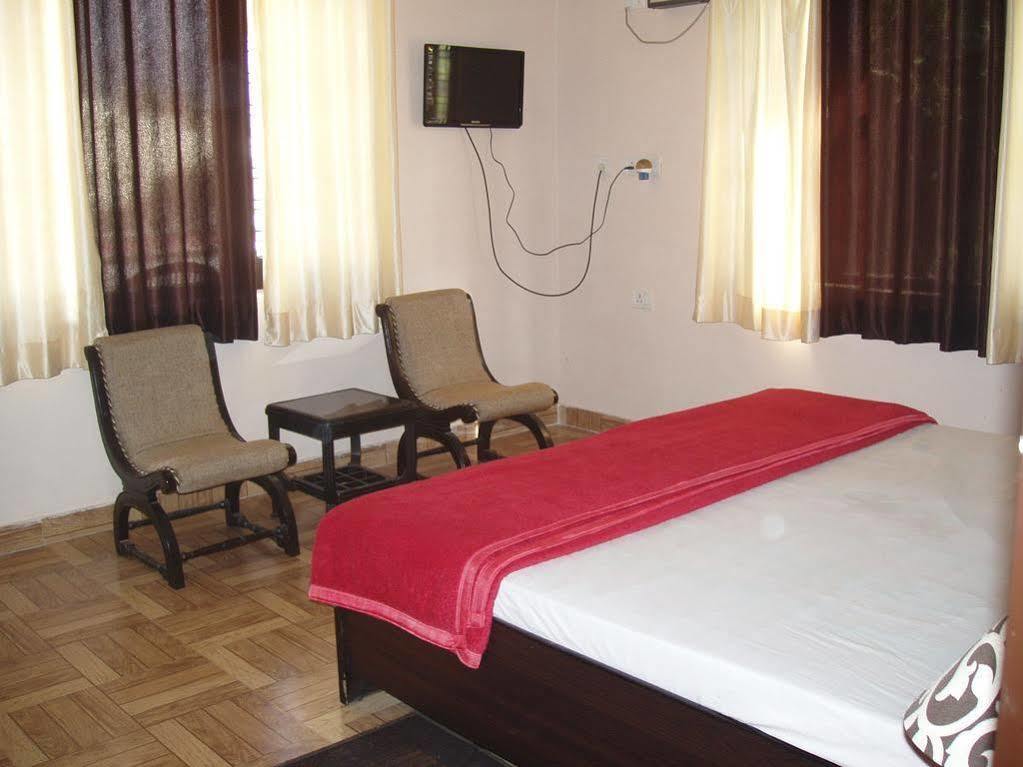 Amraai Homestay Rišikéš Exteriér fotografie
